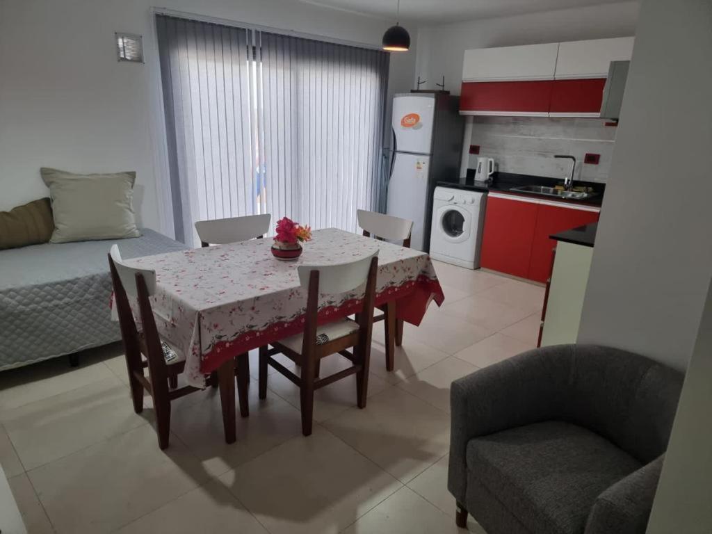 Departamento Hungria Apartment